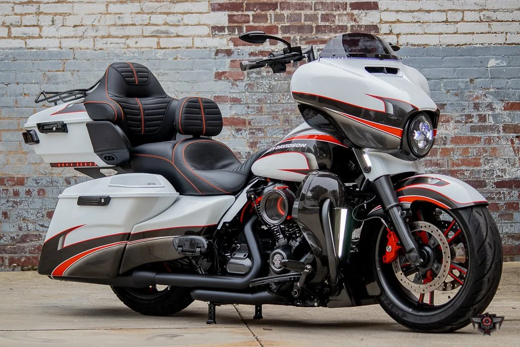 78-87 デレク・リジャーズ 2021 HARLEY DAVIDSON STREET GLIDE CUSTOM FAT TIRE BAGGER - LEVEL 4